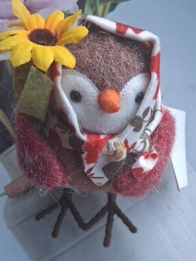 Sunflower Bird figurine home decor display